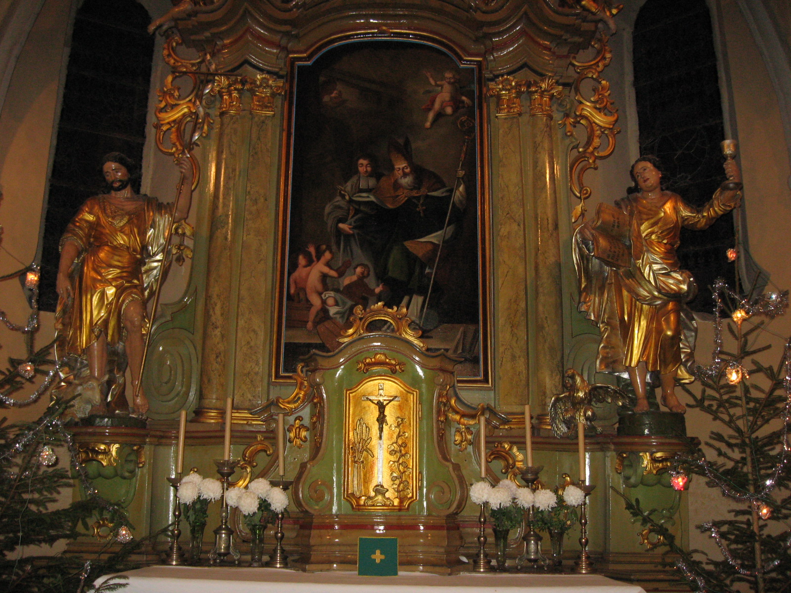 13. Měčín - hlavný oltár